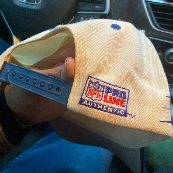 Vintage Dallas cowboys SnapBack hat - Picture 2 of 3